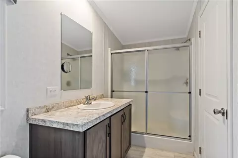 Bath - 38 Diamond Rd, Glocester, RI 02814 photo 4 of 4