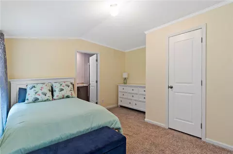 Bedroom - 38 Diamond Rd, Glocester, RI 02814 photo 2 of 8