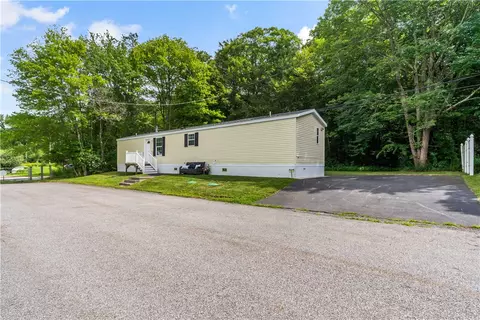 Exterior - 38 Diamond Rd, Glocester, RI 02814 photo 8 of 11