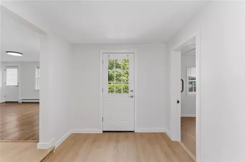 Entry Way - 430 Ten Rod Rd, Exeter, RI 02822 photo 2 of 2