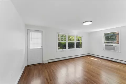 Living - 430 Ten Rod Rd, Exeter, RI 02822 photo 3 of 4