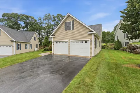 Exterior - 31 Butterfly Dr, Westerly, RI 02891 photo 8 of 9