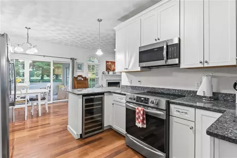Kitchen - 31 Butterfly Dr, Westerly, RI 02891 photo 1 of 3