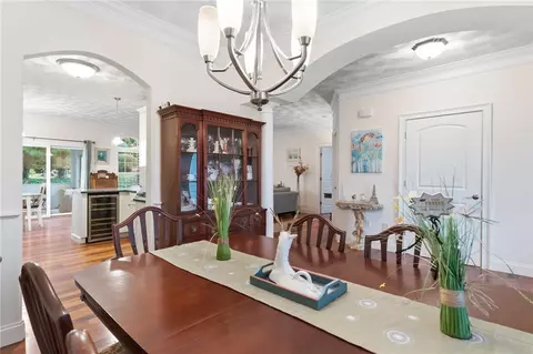 Dining - 31 Butterfly Dr, Westerly, RI 02891 photo 4 of 5