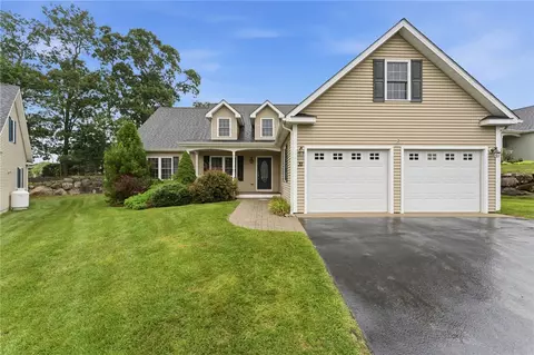 Exterior - 31 Butterfly Dr, Westerly, RI 02891 photo 2 of 9