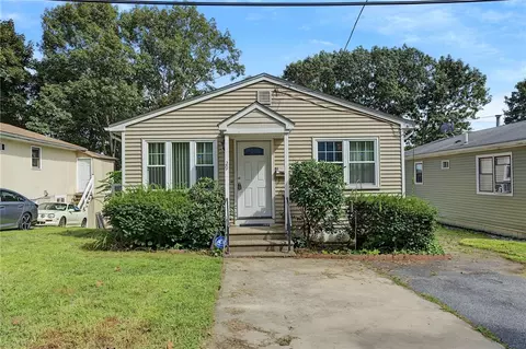 29 Stillwater Ave, Providence, RI 02908
