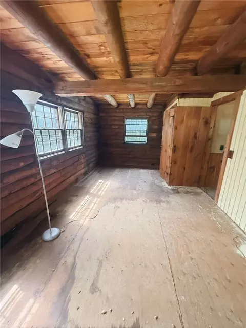 Bedroom - 369 Cooper Hill Rd, Mapleville, RI 02839 photo 2 of 2