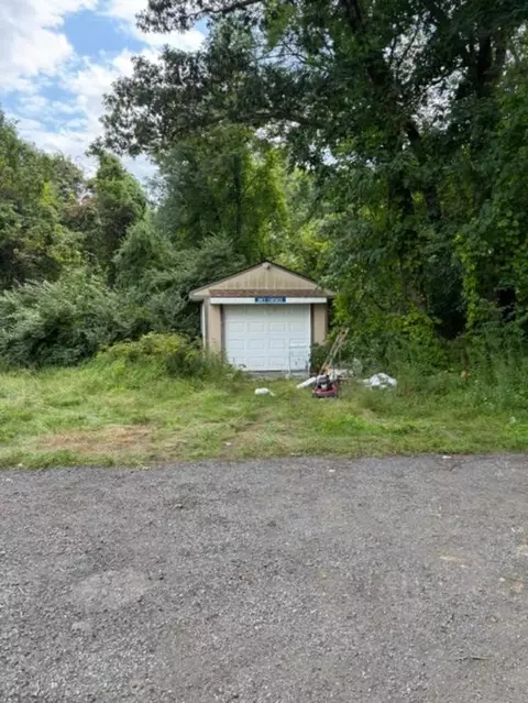 394 Snake Hill Rd, Glocester, RI 02857 photo 6
