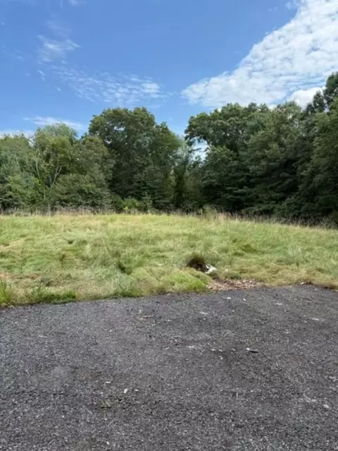 394 Snake Hill Rd, Glocester, RI 02857 photo 2