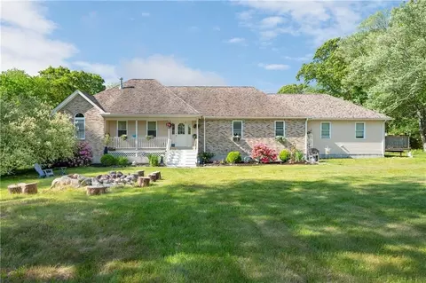394 Snake Hill Rd, Glocester, RI 02857 photo 10