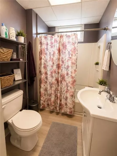 Bath - Undisclosed, Woonsocket, RI 02985 photo 1 of 3