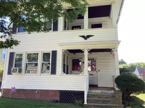 340 River Ave, Providence, RI 02908