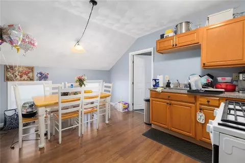 Entry Way - 54 Blackburn St, Warwick, RI 02886 photo 1 of 1