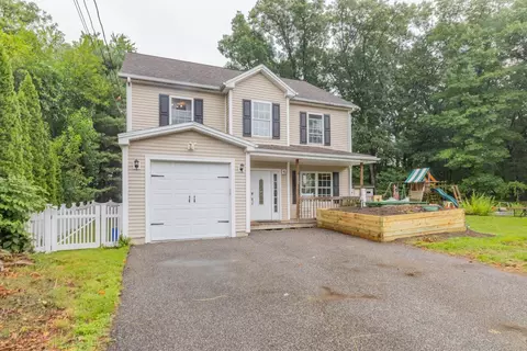 29 Genoa Ave, Johnston, RI 02919