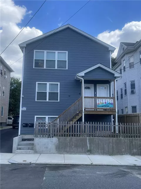 51 Lynch St, Providence, RI 02908