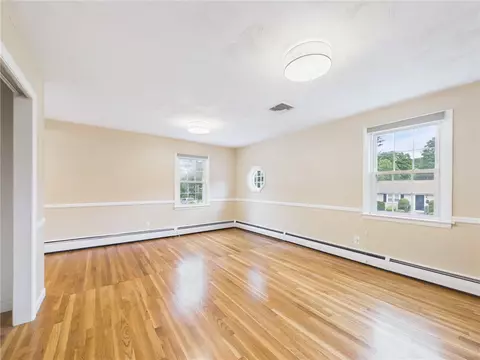 Living - 83 Sandro Dr, Warwick, RI 02886 photo 8 of 10