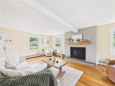 Living - 83 Sandro Dr, Warwick, RI 02886 photo 1 of 10