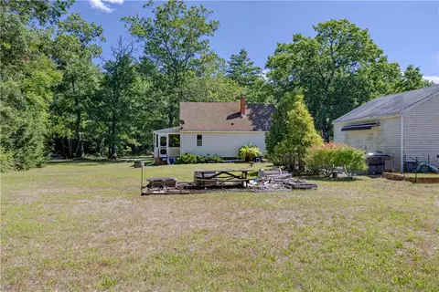 Exterior - 77 Chestnut Hill Rd, Glocester, RI 02814 photo 5 of 7