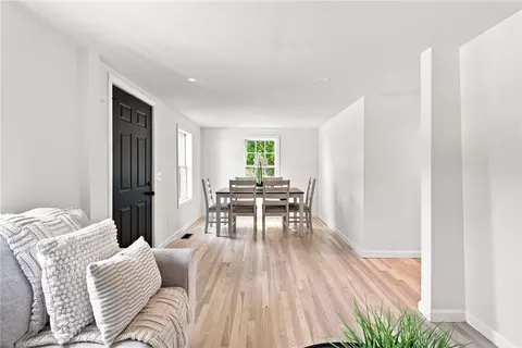 Dining - 45 Milton Rd, Warwick, RI 02888 photo 1 of 2