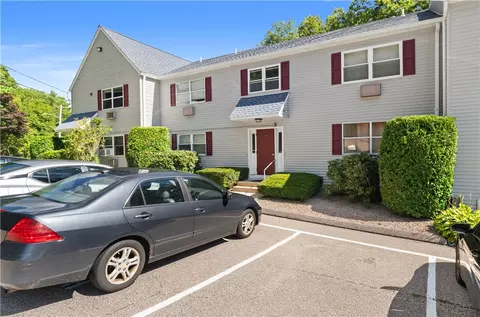 Exterior - 15 Apache Dr #F, Westerly, RI 02891 photo 1 of 2