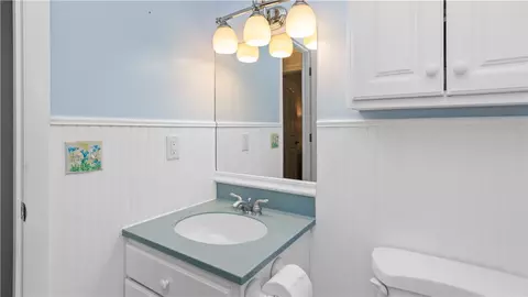 Bath - 15 Apache Dr #F, Westerly, RI 02891 photo 2 of 2