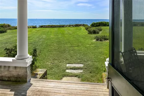 Exterior - 5 Kempton Pl, Little Compton, RI 02837 photo 5 of 6