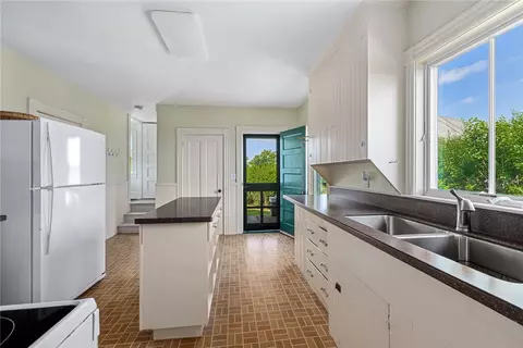 Kitchen - 5 Kempton Pl, Little Compton, RI 02837 photo 1 of 3