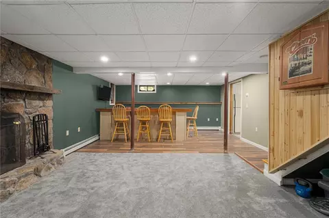 Living - 702 Gardner Rd, Exeter, RI 02822 photo 5 of 7