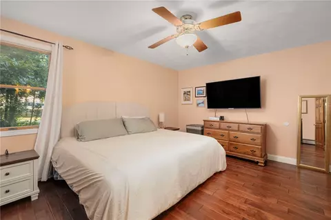 Bedroom - 702 Gardner Rd, Exeter, RI 02822 photo 5 of 5