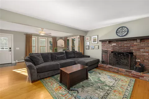 Living - 702 Gardner Rd, Exeter, RI 02822 photo 2 of 7