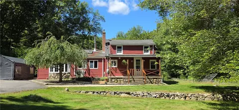 97 Mendon Rd, North Smithfield, RI 02896