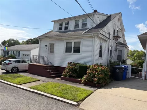 293 Sutton Ave, East Providence, RI 02914
