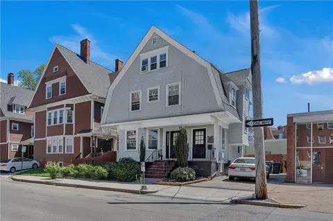 511 Angell St, Providence, RI 02906