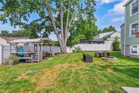 Exterior - 538 Bound Rd, Woonsocket, RI 02895 photo 8 of 9