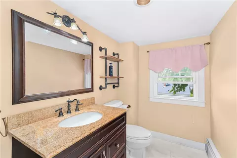 Bath - 538 Bound Rd, Woonsocket, RI 02895 photo 4 of 6
