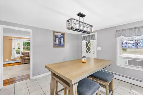 Dining - 538 Bound Rd, Woonsocket, RI 02895 photo 1 of 3