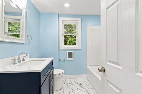 Bath - 53 Pell Ave, Warwick, RI 02888 photo 1 of 1