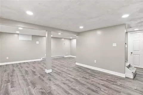 Living - 53 Pell Ave, Warwick, RI 02888 photo 3 of 3