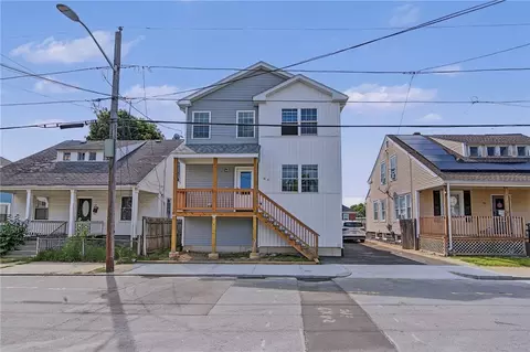 86 Lynch St, Providence, RI 02908