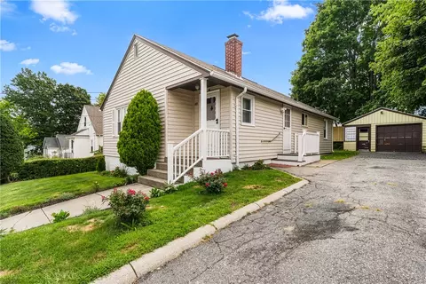60 Hendrick St, Providence, RI 02908