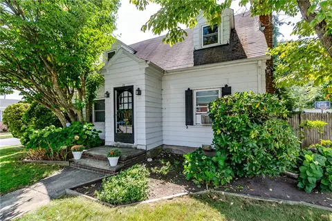 10 Justice St, Providence, RI 02908