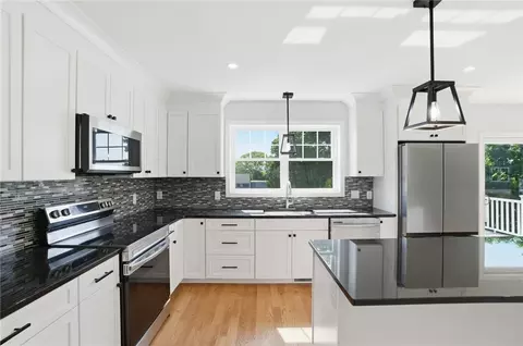 3 Teresa Ann Xing, West Warwick, RI 02893