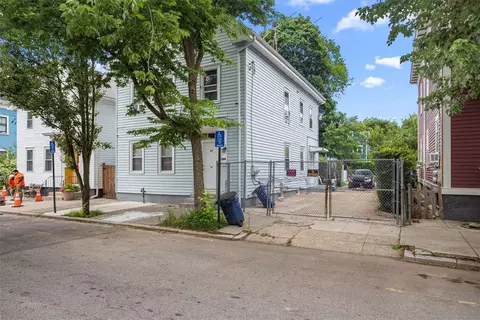 33 Wood St, Providence, RI 02907