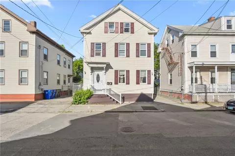 12 Quince St, Providence, RI 02905