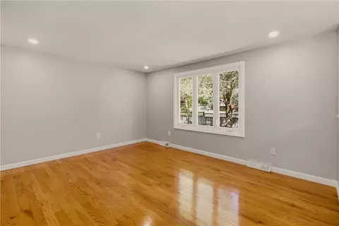 Living - 174 Ten Rod Rd, Exeter, RI 02822 photo 4 of 5