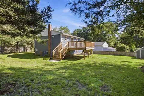 Exterior - 174 Ten Rod Rd, Exeter, RI 02822 photo 4 of 8