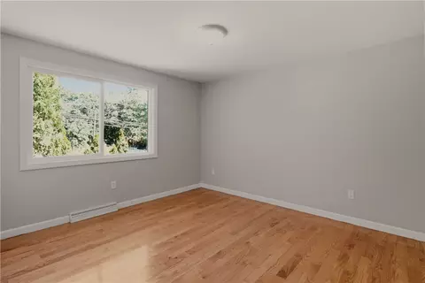 Bedroom - 174 Ten Rod Rd, Exeter, RI 02822 photo 5 of 10