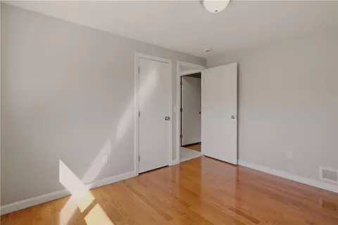 Bedroom - 174 Ten Rod Rd, Exeter, RI 02822 photo 7 of 10