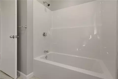 Bath - 174 Ten Rod Rd, Exeter, RI 02822 photo 1 of 2
