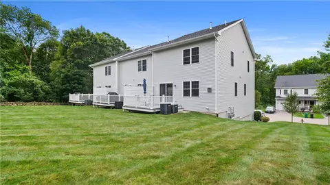 Exterior - 724 Centerville Rd #8, Warwick, RI 02886 photo 5 of 5